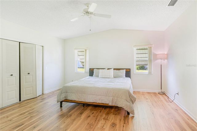 1114 PARADISE DRIVE, Lady Lake, FL 32159