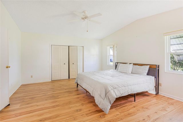 1114 PARADISE DRIVE, Lady Lake, FL 32159