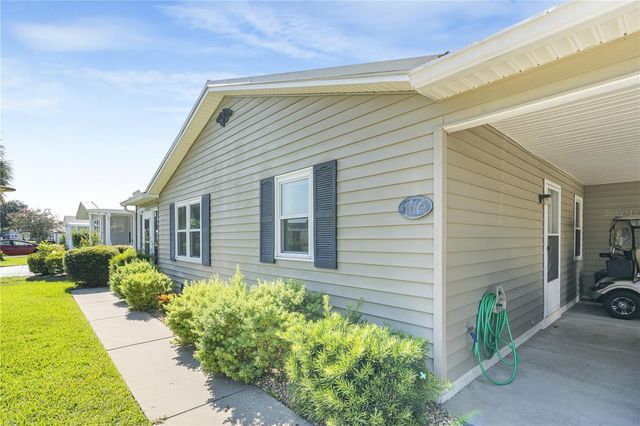 1114 PARADISE DRIVE, Lady Lake, FL 32159