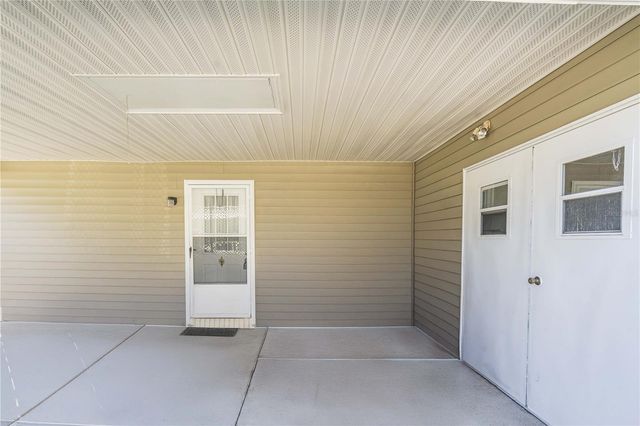 1114 PARADISE DRIVE, Lady Lake, FL 32159