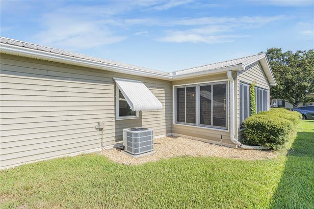 1114 PARADISE DRIVE, Lady Lake, FL 32159