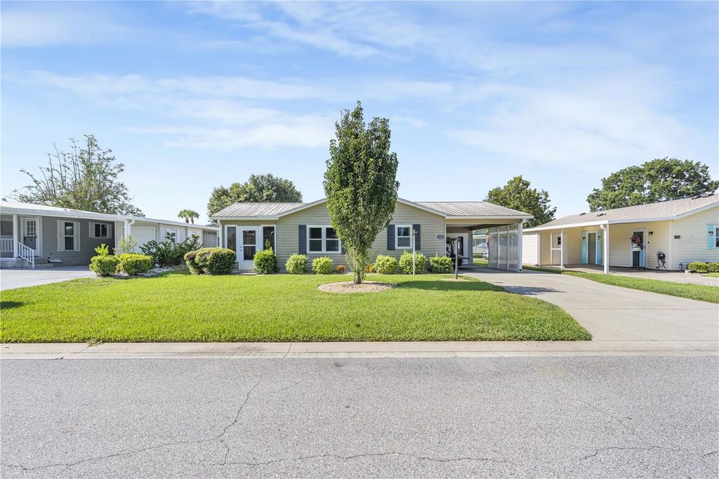 1114 PARADISE DRIVE, Lady Lake, FL 32159