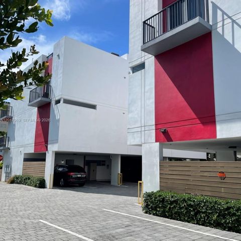 1813 Madison St 6, Hollywood, FL 33020