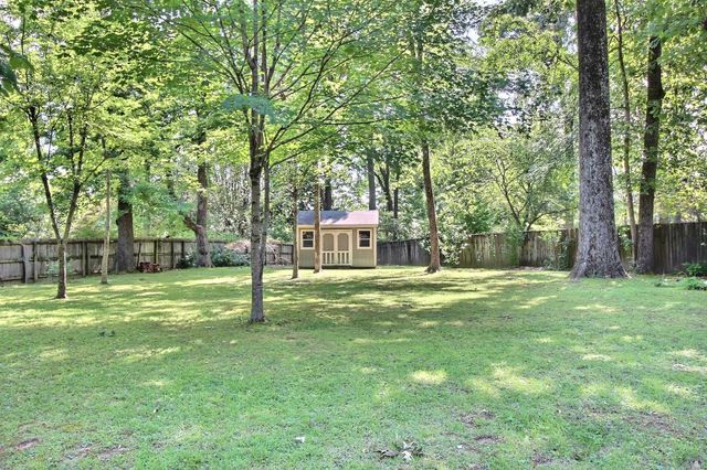 7982 DOVIE LN, Germantown, TN 38138