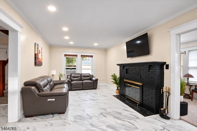 417 E 40Th St, Paterson City, NJ 07504