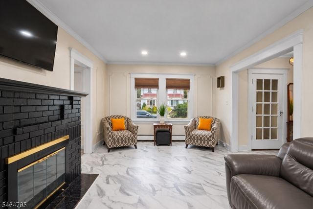 417 E 40Th St, Paterson City, NJ 07504