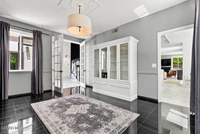 5536 Easterly Road, Agoura Hills, CA 91301
