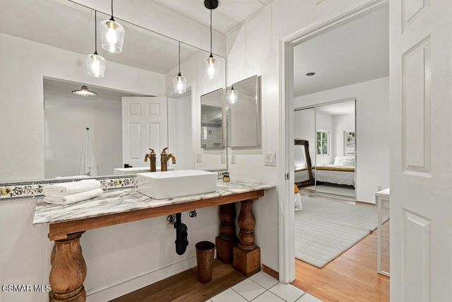 5536 Easterly Road, Agoura Hills, CA 91301