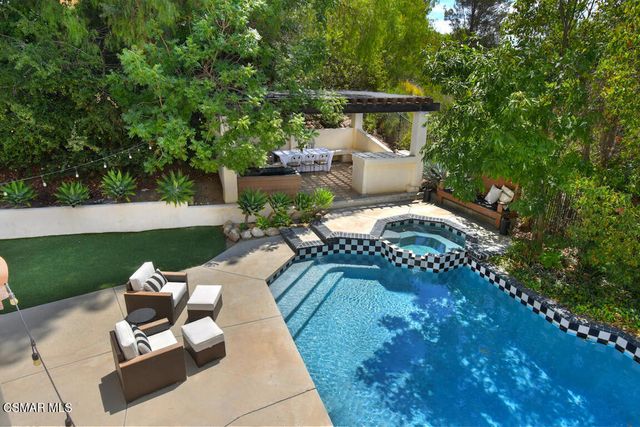 5536 Easterly Road, Agoura Hills, CA 91301