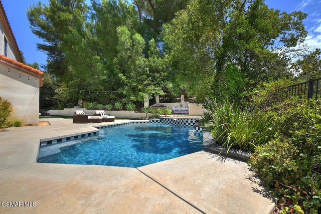 5536 Easterly Road, Agoura Hills, CA 91301