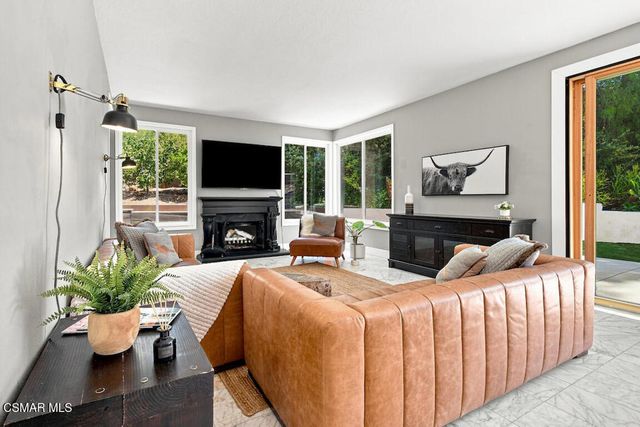 5536 Easterly Road, Agoura Hills, CA 91301