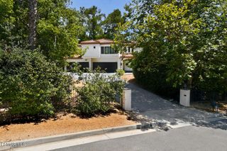 5536 Easterly Road, Agoura Hills, CA 91301