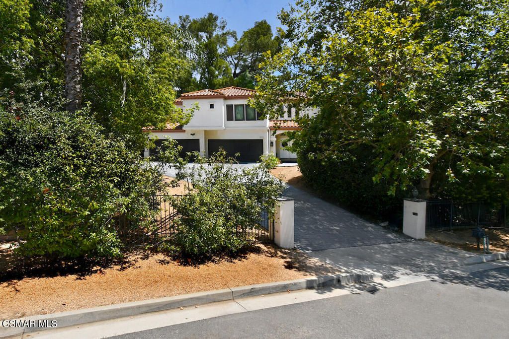 5536 Easterly Road, Agoura Hills, CA 91301