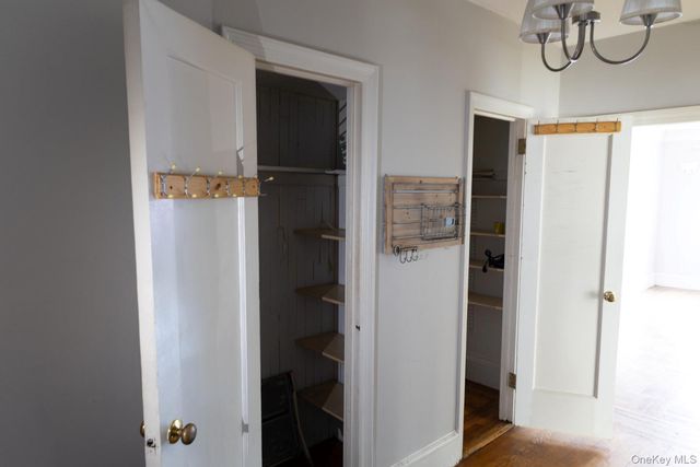 50-05 43 Ave 1L, Woodside, NY 11377