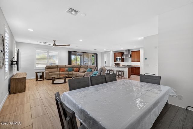 39889 N HAILEY Lane, San Tan Valley, AZ 85140