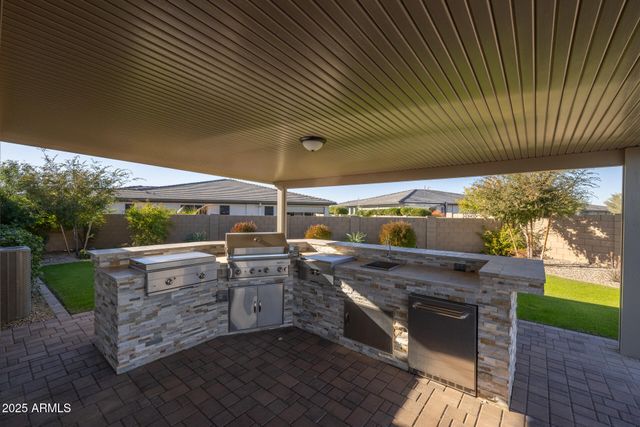 39889 N HAILEY Lane, San Tan Valley, AZ 85140