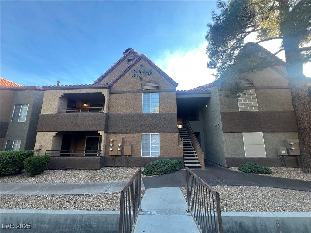 2200 Fort Apache Road 2046, Las Vegas, NV 89117