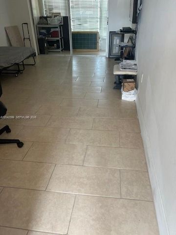 8285 Sunrise Lakes Boulevard 106, Sunrise, FL 33322