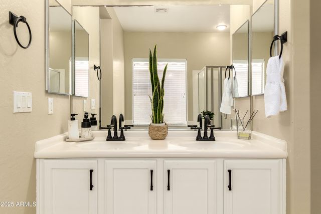 4516 W FORTUNE Drive, Phoenix, AZ 85086