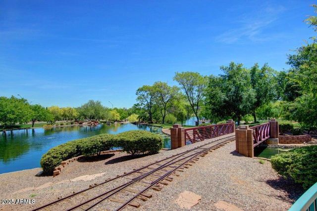 4516 W FORTUNE Drive, Phoenix, AZ 85086