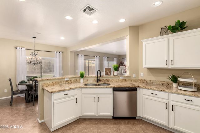 4516 W FORTUNE Drive, Phoenix, AZ 85086