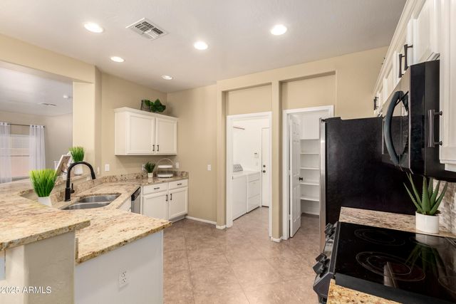 4516 W FORTUNE Drive, Phoenix, AZ 85086