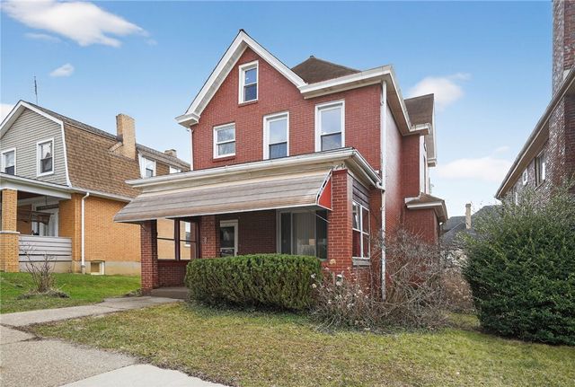 8 Oakmont St, Crafton Heights, PA 15205