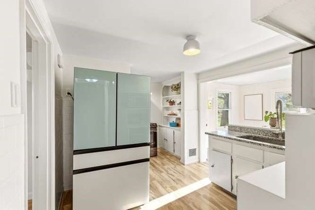 567 Poplar St, Boston, MA 02131