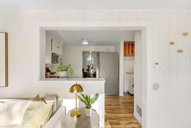 567 Poplar St, Boston, MA 02131