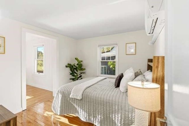 567 Poplar St, Boston, MA 02131