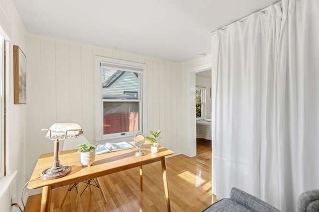 567 Poplar St, Boston, MA 02131