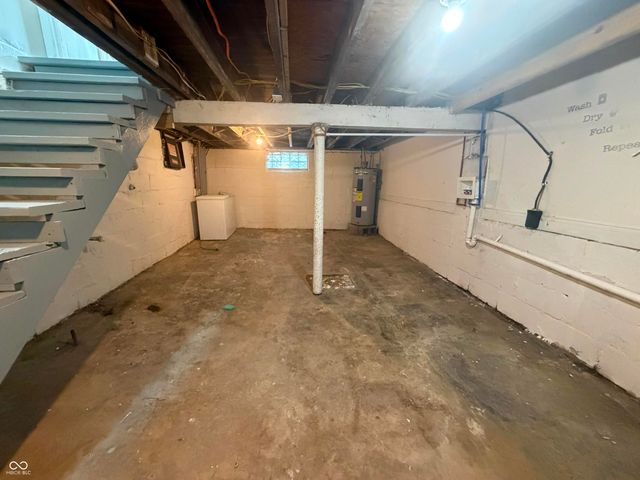2129 White Avenue, Indianapolis, IN 46202