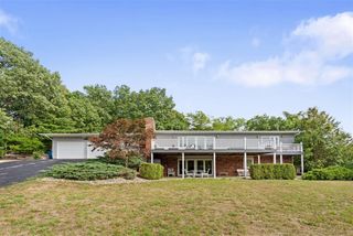 48020 Ridge Road, New Buffalo, MI 49117