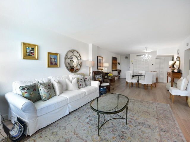 3450 S Ocean Boulevard 324, Palm Beach, FL 33480