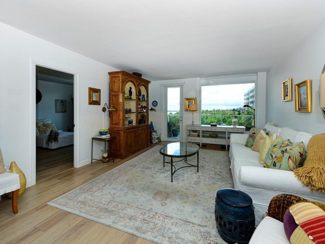 3450 S Ocean Boulevard 324, Palm Beach, FL 33480