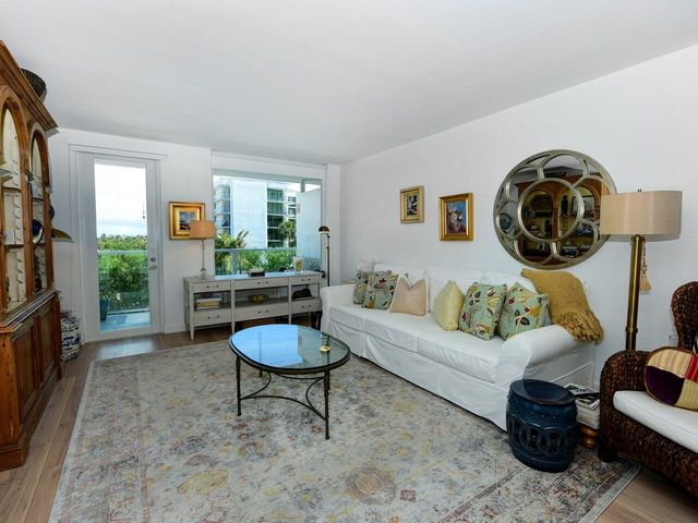 3450 S Ocean Boulevard 324, Palm Beach, FL 33480