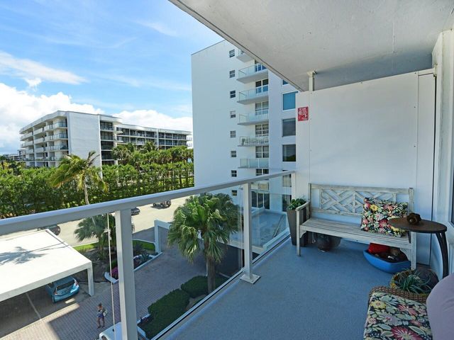 3450 S Ocean Boulevard 324, Palm Beach, FL 33480