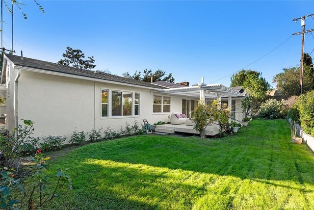 3030 San Juan Dr, Fullerton, CA 92835