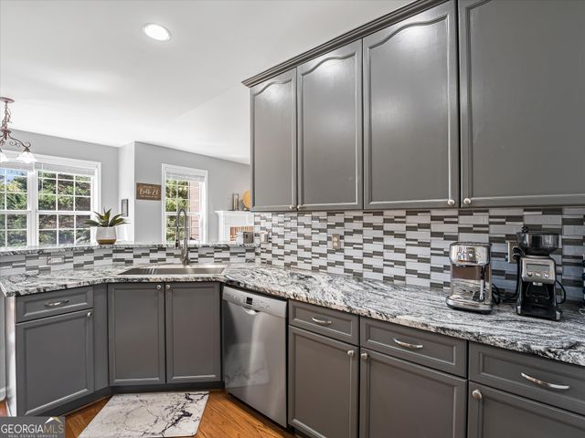 3337 Hinsdale Lane, Buford, GA 30519