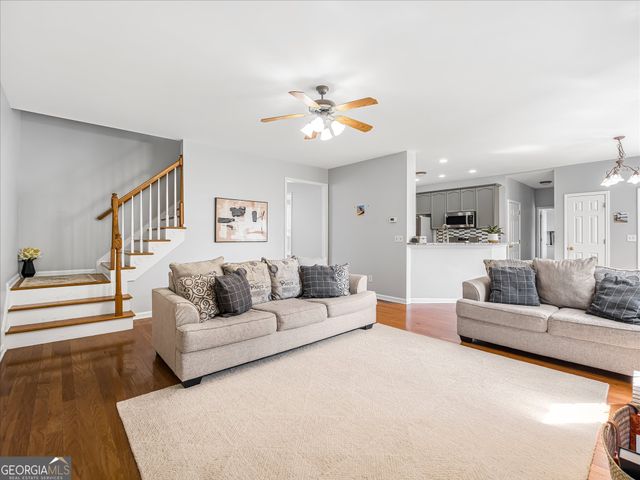 3337 Hinsdale Lane, Buford, GA 30519