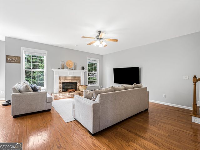 3337 Hinsdale Lane, Buford, GA 30519