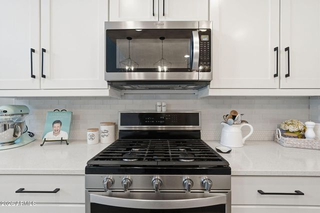 7115 W Maya Way, Peoria, AZ 85383