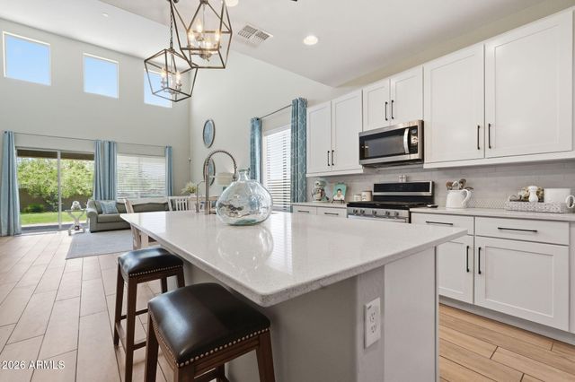 7115 W Maya Way, Peoria, AZ 85383