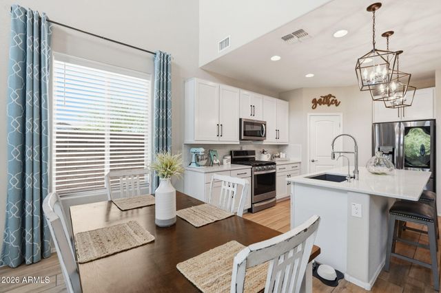 7115 W Maya Way, Peoria, AZ 85383