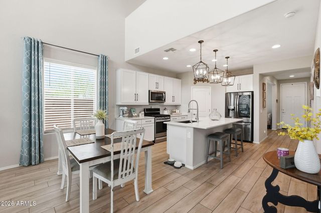 7115 W Maya Way, Peoria, AZ 85383