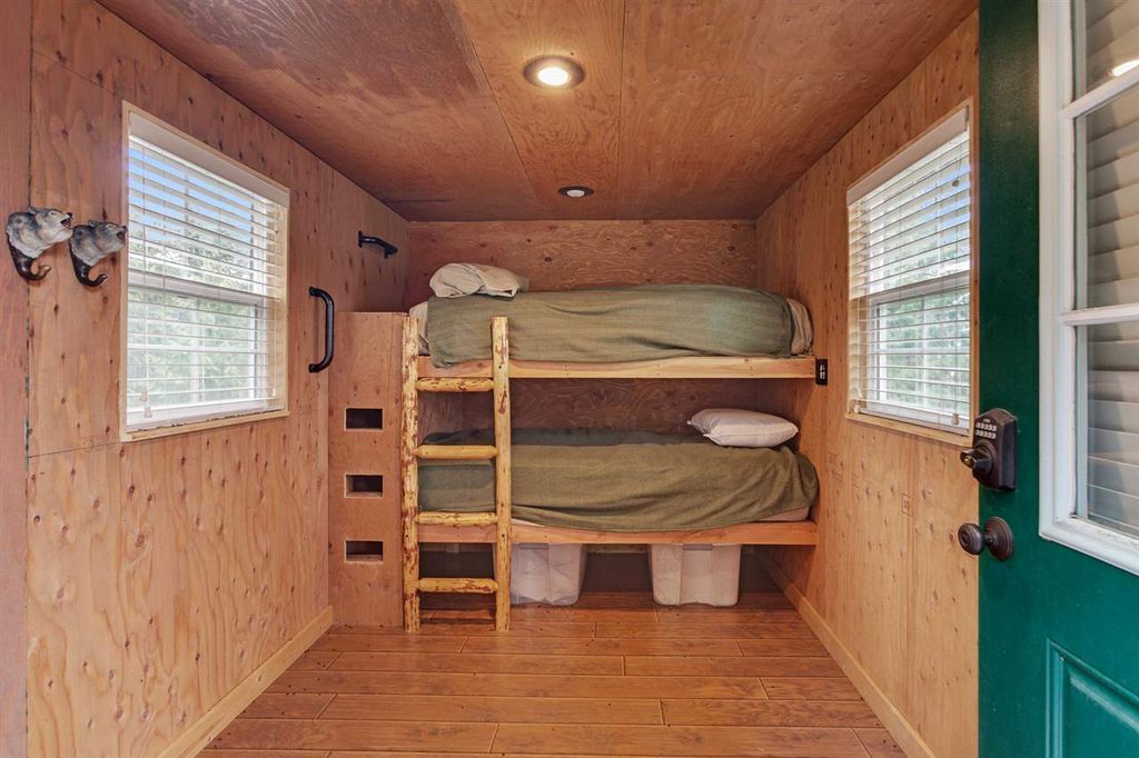 122 Makridge Ln, Other (Sho), ID 83839 photo 15