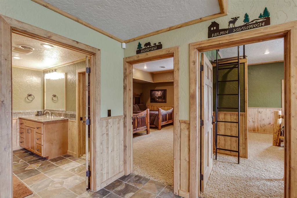 122 Makridge Ln, Other (Sho), ID 83839 photo 36