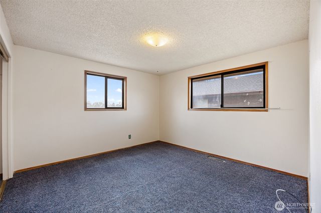 4537 Dunn Street NE, Moses Lake, WA 98837