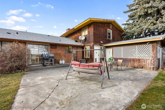 4537 Dunn Street NE, Moses Lake, WA 98837