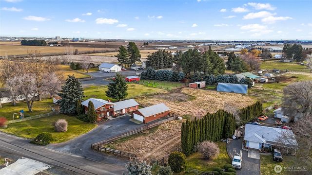 4537 Dunn Street NE, Moses Lake, WA 98837